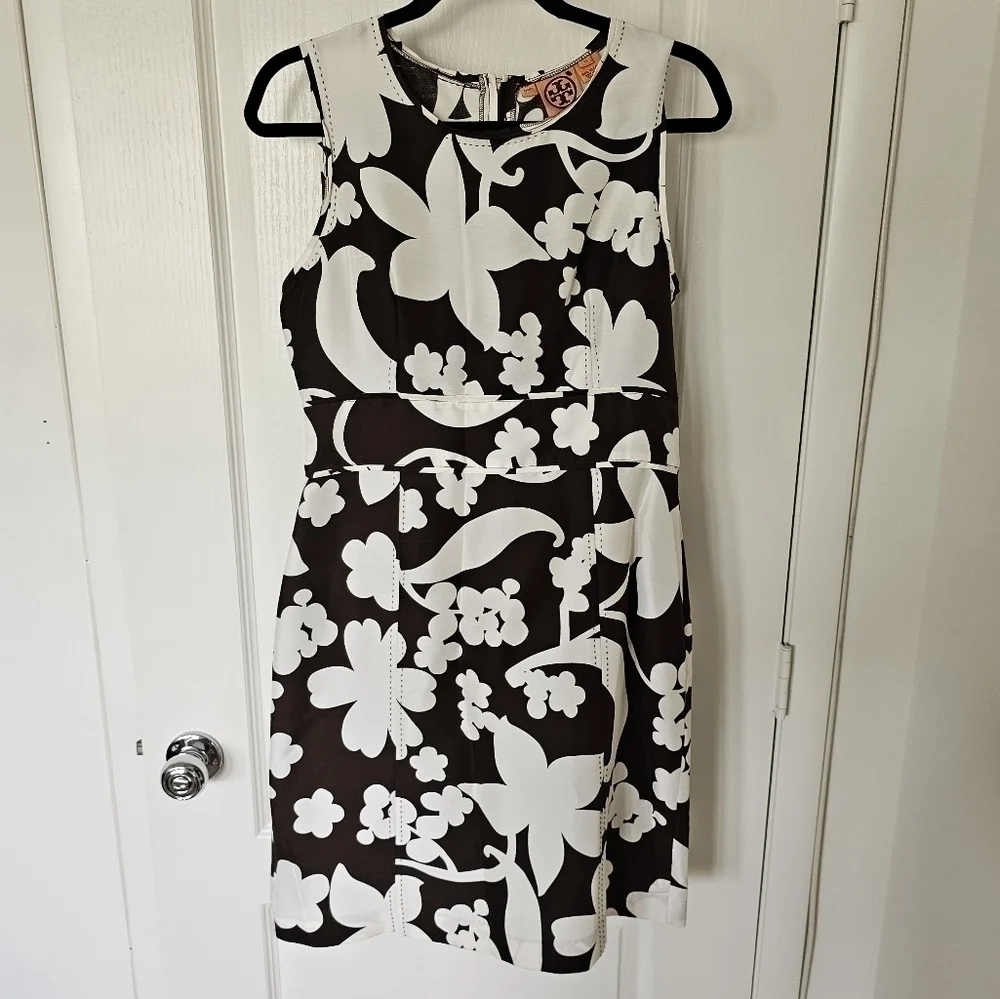 Tory Burch Silk Dress Size 10 Brown White Bold Floral A-Line Top Stitching